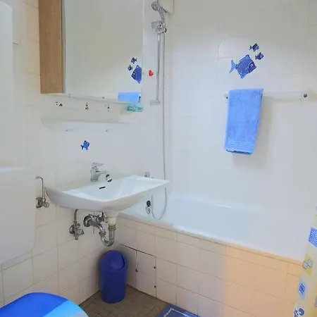 Suedstrandwohnung Mit Balkon Apartamento *