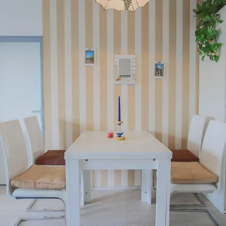 Apartamento Suedstrandwohnung Mit Balkon